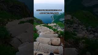 Hiking the Reinebringen trail in Lofoten. Climbing down be like! 🇳🇴 Hiking the Reinebringen trail in Lofoten. Climbing down be like! 🇳🇴