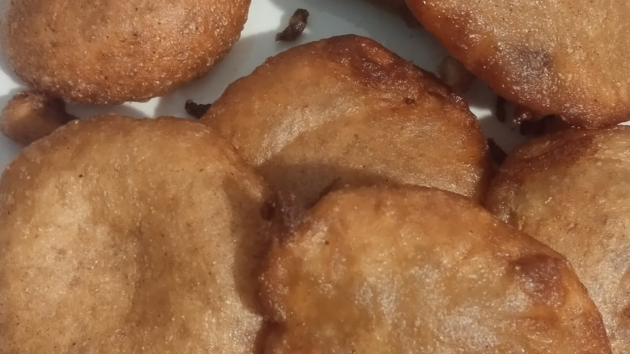 Maida aur kela ka puaa #recipe#tasty 