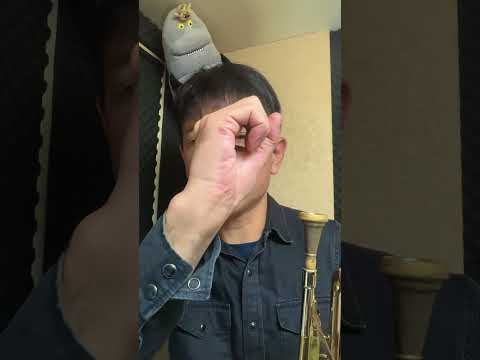 トランペットをケースから出して一番最初に何をするか Shorts