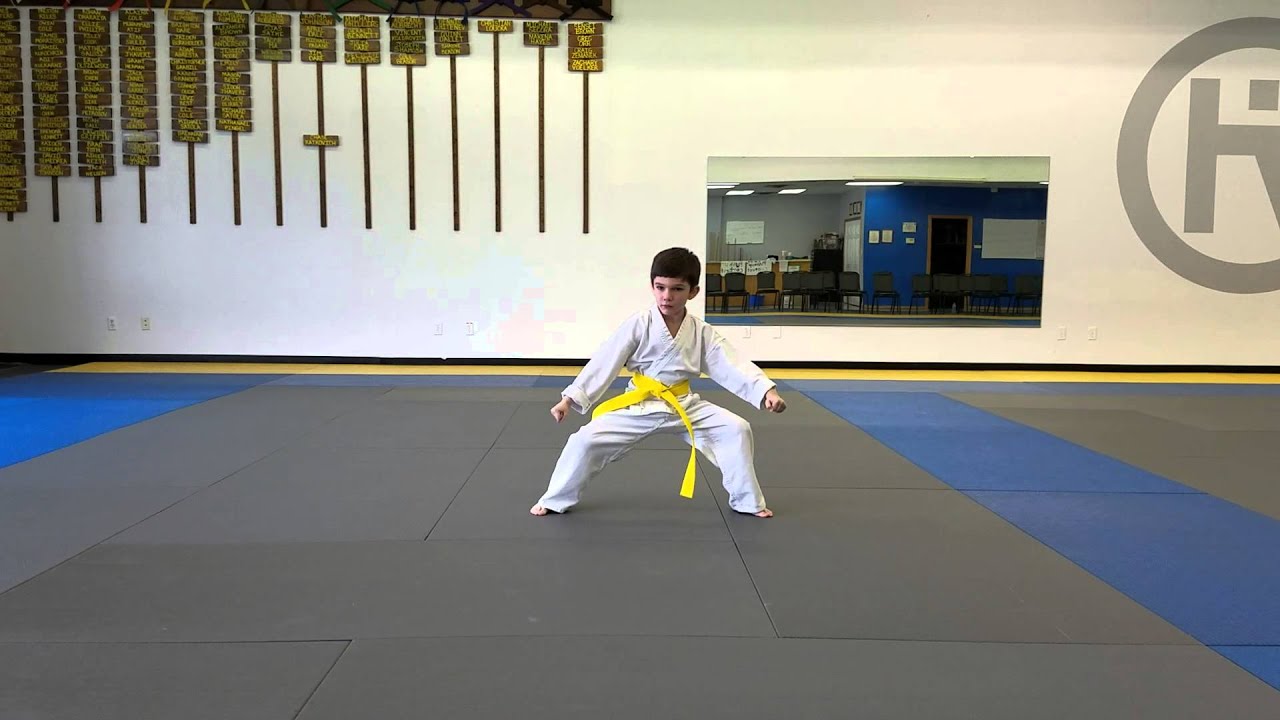 Adam's new kata, Pinan 2 - YouTube