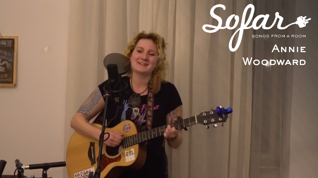 Annie Woodward - Dear Child of War | Sofar Trieste