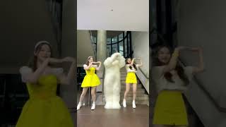 the SNOWY man #윤종신 피디님과 함께 #팥빙수챌린지 ⛄️🍧 #TSUKI #SHEON #츠키 #션 #Billlie #빌리 #Patbingsu_challenge