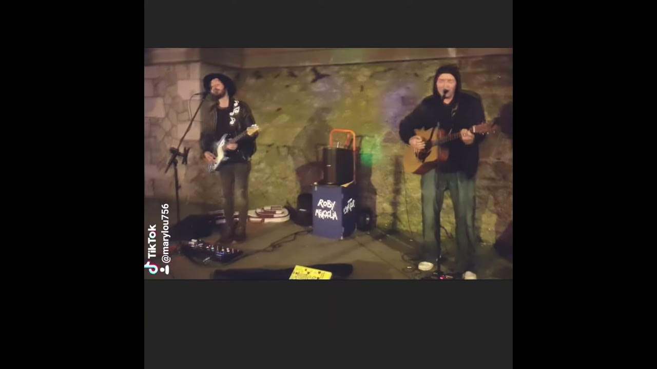 James Shayne ft Roby Mencaglia Molly Malone Statue Dublin Ireland