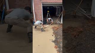 When you’re waiting on the rain#concrete#funny#rainyday#trending#shorts#short#youtubeshorts#fyp#fy