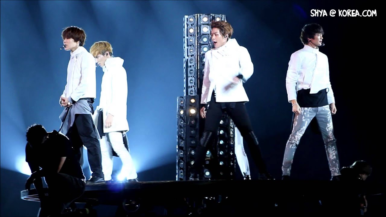 [HD] SHINee World Concert II Singapore - LUCIFER