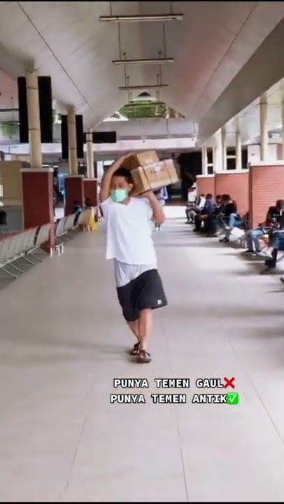 CELANA MELOROT