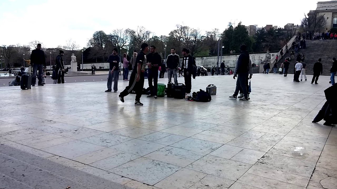 break in tour eiffel