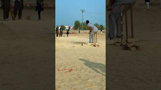 Tang Main Pain Tha Phir Be Cricket Match Pa Chala Gya