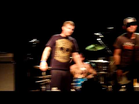 HD Tommy Gun - This One's On MeLive @ Arena Wien 2011-08-11