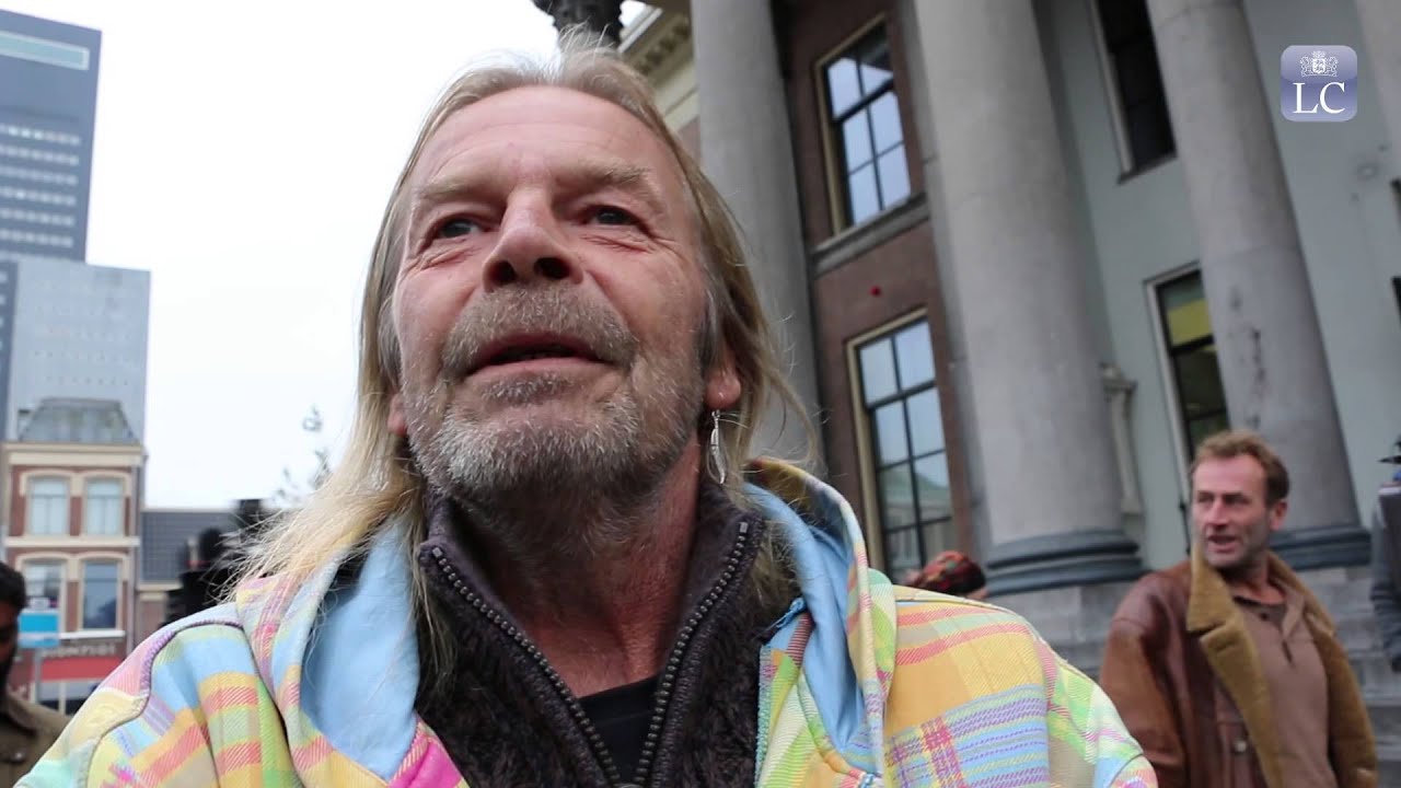 Blowers op de bres voor wietkweker Doede de Jong uit Appelscha