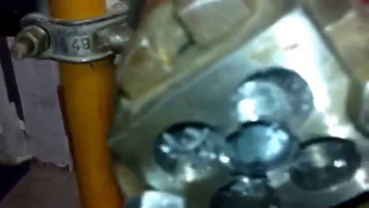 Firmar Trastornado navegación Como hacer rosca a un tubo de acero galvanizado para agua potable - YouTube