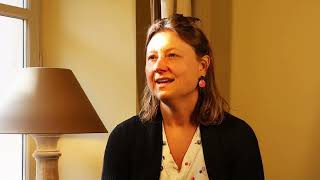 1 Mn Inside - Pourquoi Faut-Il Se Former Régulièrement ? - Liliane Fauchère