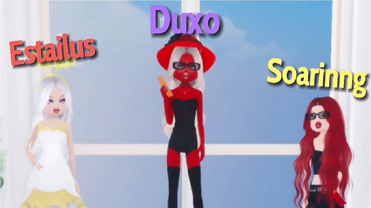 ESTAILUS SIENDO MODELO