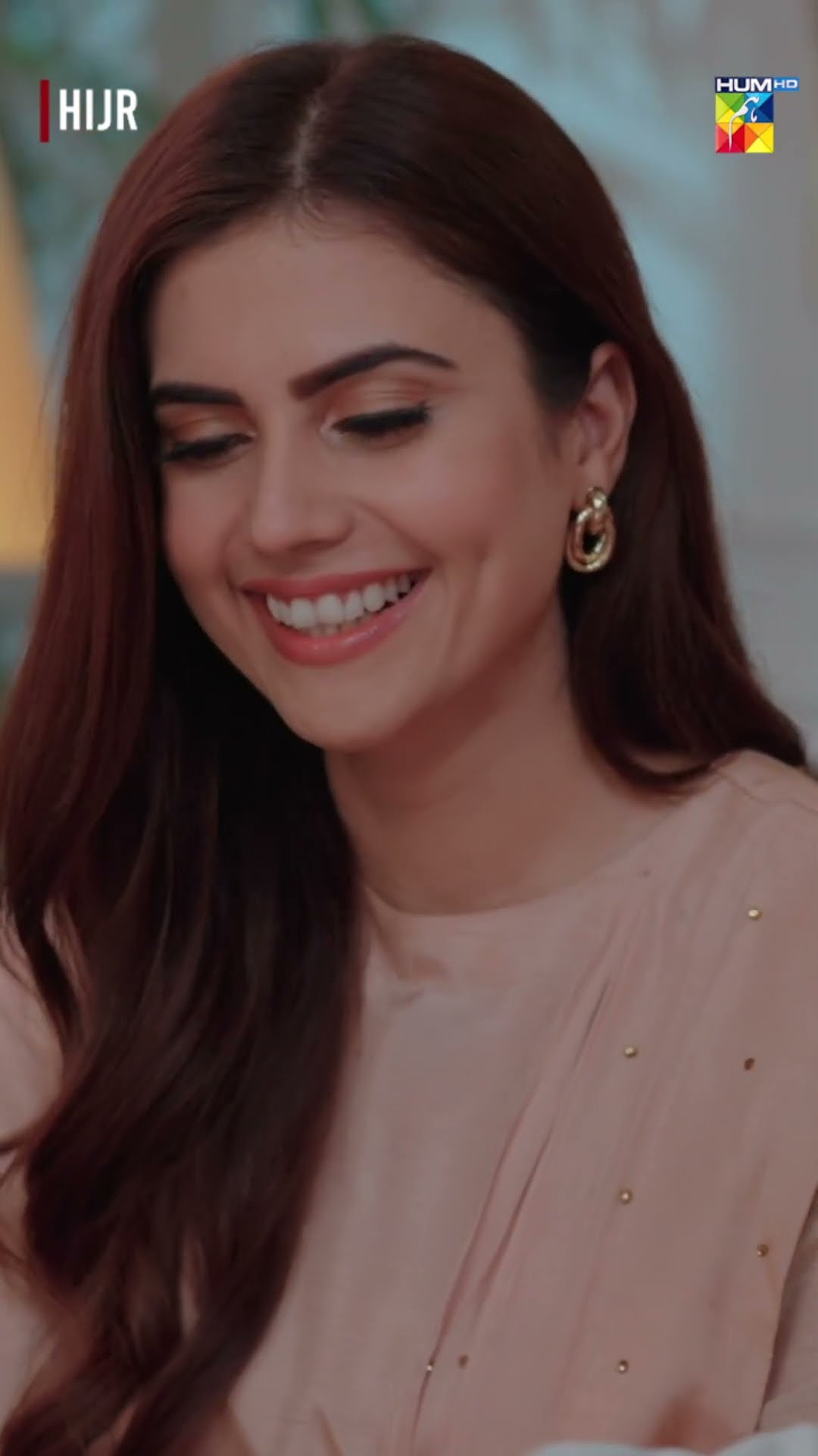 Itna Pyara Gift Dia Ap Ne..!! #hinaaltaf #imranabbas #shortsfeed #shorts #pakistanidrama #humtv
