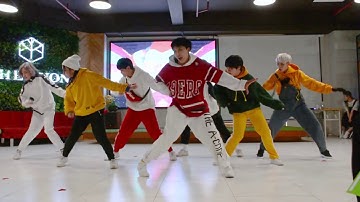 [210118 JKVN Offline] GOGO (고민보다 GO) - BTS (방탄소년단) Heart Performance | The A-code from Vietnam