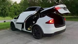 Model X Plaid - Light Show