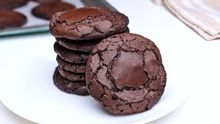 3 Ingredient Flourless chocolate cookies Recipe - No flour, Butter and baking powder