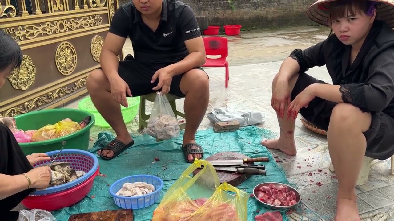 Chị Sen Quá Mệt Mỏi Sau Khi Thịt Lợn Phải Nhờ Bá Ký Giúp