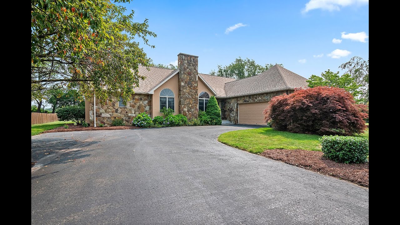 Home for SALE 109 Green Meadow Lane, Mt. Pleasant PA 15666 YouTube