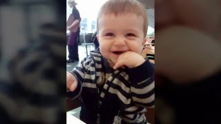 Slideshow for Oliver's 1st Birthday