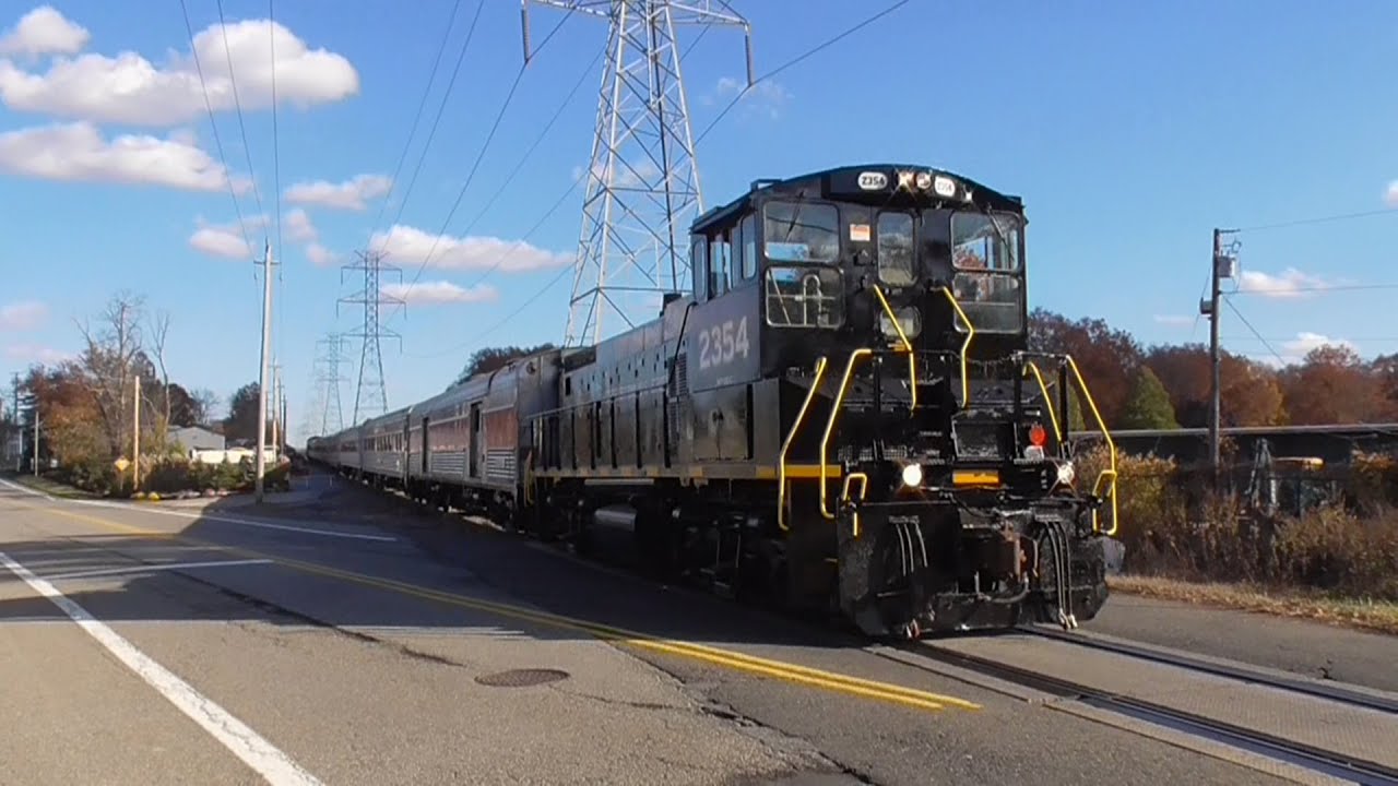 The Morristown & Erie Polar Express 11/8/25 - MP15DC 2354 Returns