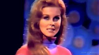 ANN MARGRET - 'SOMEBODY'S IN MY ORCHARD' by Backstage Vegas TV 1,227 views 1 year ago 3 minutes, 14 seconds