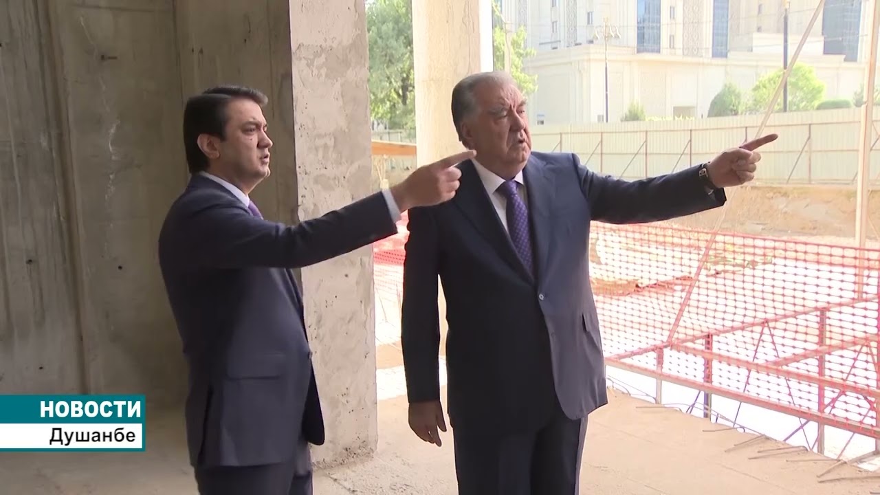 15 мая Президент  ознакомился с ходом строительства  Национального театра Таджикистана.