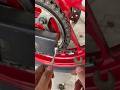 This is how to remove the motorcycle chain suit bolt