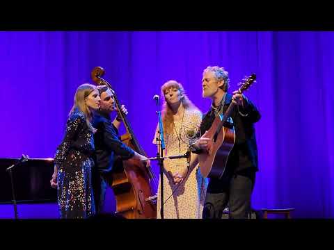 Glen Hansard Markéta Irglová -The Swell Season "Passing Through" Anthem Washington DC March 18, 2022