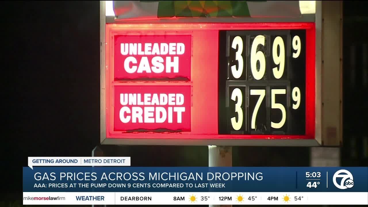 Michigan gas prices fall below $4 a gallon - YouTube