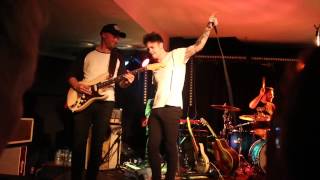 Watch Reece Mastin Keep On Walking video
