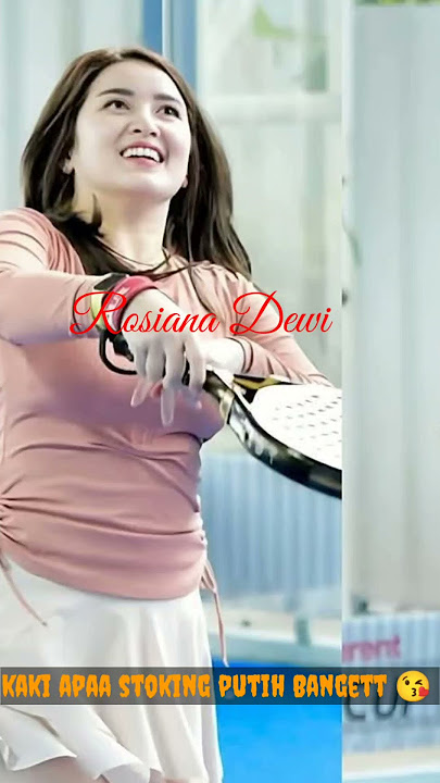 Rosiana Dewi itu kaki apaa stoking putih Bangett 😘  gigi pun kal4h putiih nya 🥰 #rosianadewi #viral