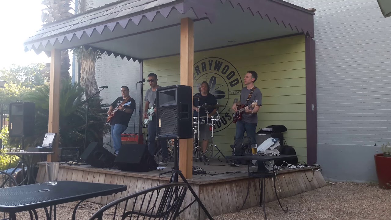 Neal Mehta på Cherrywood coffee house, Austin 2018 YouTube