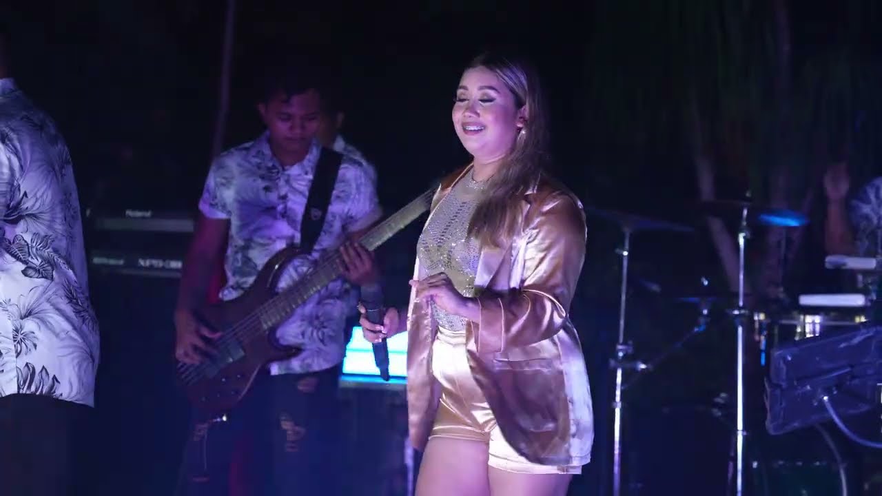 Que es lo que pasa · Grupo Ardiente de Sandy Carmona