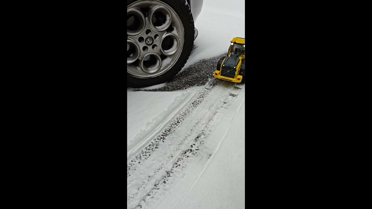 3d printed Volvo L120H and snowblower
