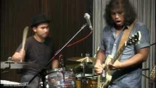 Gugun Blues Shelter - Old Friend ~ Whiskey Woman @ Mostly Jazz 02/02/13 [HD]