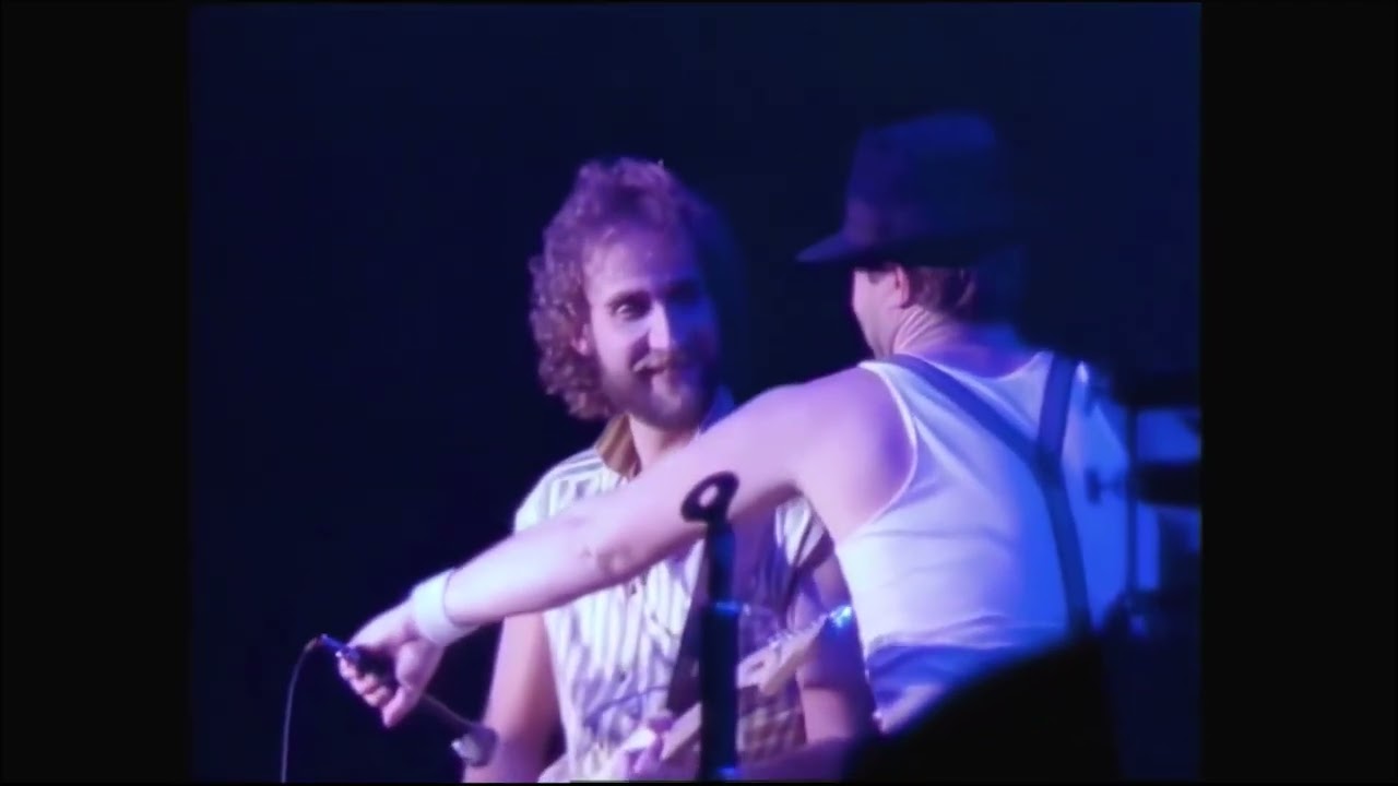 GENESIS - Turn it on again Medley (live in Birmingham - 3rd night