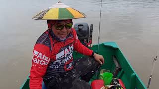 Mancing bersama Lady angler ngeri strike nya geng..