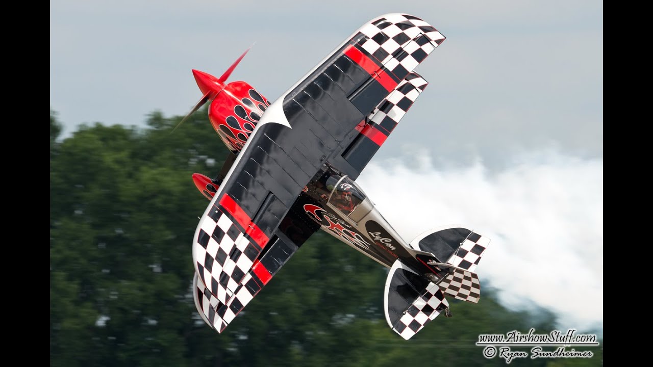 Download Skip Stewart Aerobatics - Battle Creek Airshow 2015