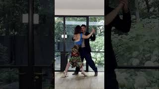 Tango Tips: Master the Embrace & Connection, Dance Like a Pro!