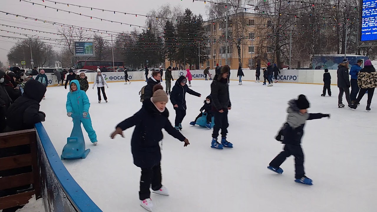 Каток на площади ленина Каток на площади ленина