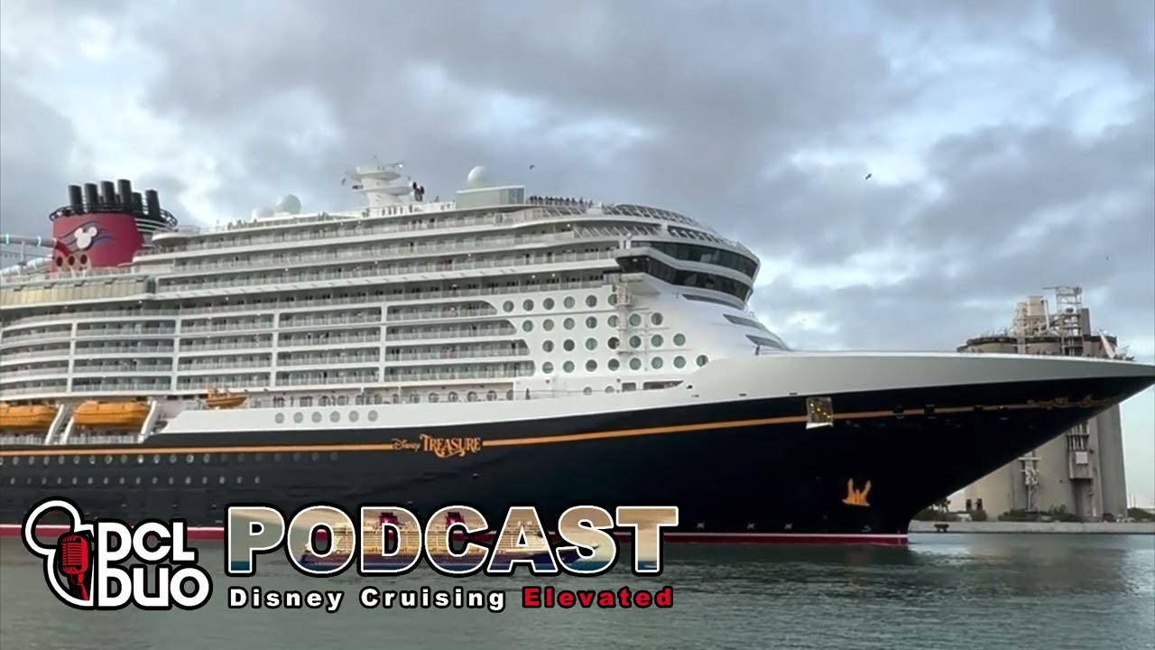 Сокровище Диснея играет на всех своих духовых инструментах