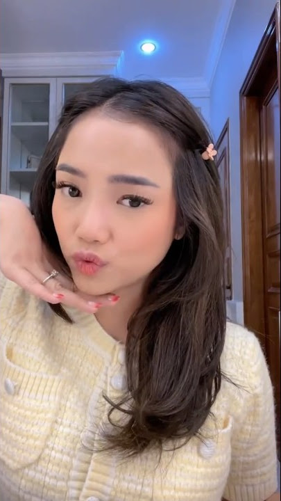 REVIEW MAKE UP HANASUI