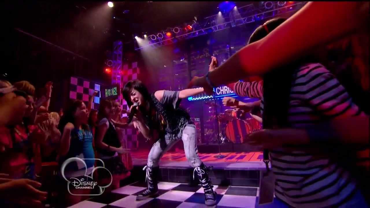 Christina Grimmie performs 