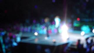 100904 SMTown Live LA - 내가 사랑했던 이름 - Onew ft. Ryeowook [SHINee, SJ]
