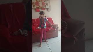 Kemilly Dançando Dom Dom