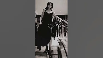 شكلك وعنقك وسلسالك 