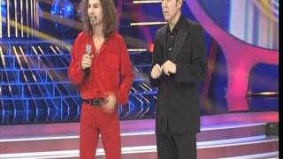 Video thumbnail of "JULIO IGLESIAS JUNIOR imita al cantante Umberto Tozzi - ANTENA 3 TV"