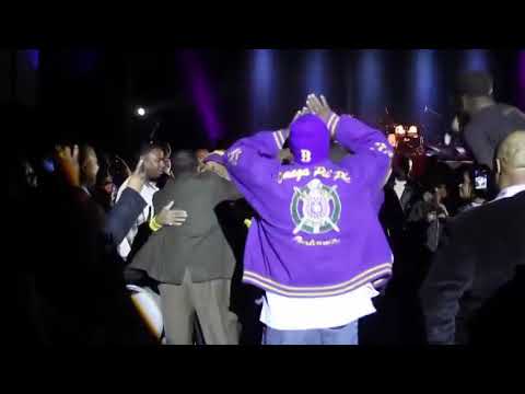 Rickey Smiley Hops With The Bruhs After A Performance (2011)