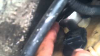 How To Replace The Fuel Filter Pressure Regulator On A 2003 Dodge Neon 2000 2005 Youtube